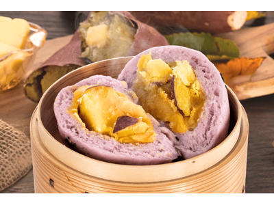 【豚まん ウァン】さつまいも好きに贈る秋の新商品！なめらかな焼き芋餡にほっくりバターが香る乱切りのさつまいもを包み込んだ「おさつバターまん」が10月1日(木)から秋季限定商品として新発売