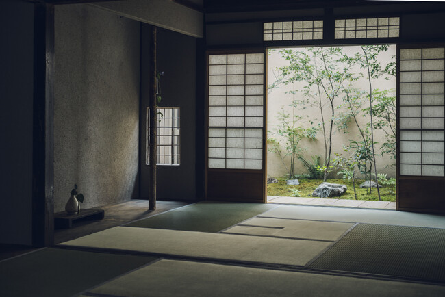 プレスリリース「京都 岡崎の京町家を改装した写真画廊「風光 huko」が2025年10月2日に誕生。世界で活躍する写真家・山本昌男氏の展示を皮切りに、今後は茶会や演奏会を開催。」のイメージ画像