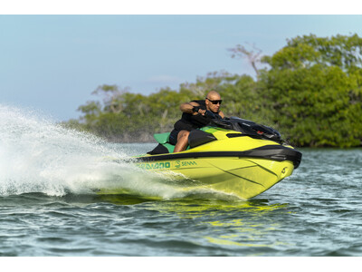 Sea-Doo、Sennaブランドとパートナーシップを締結　アイルトン・セナの不朽のレガシーを称える限定モデルを発表
