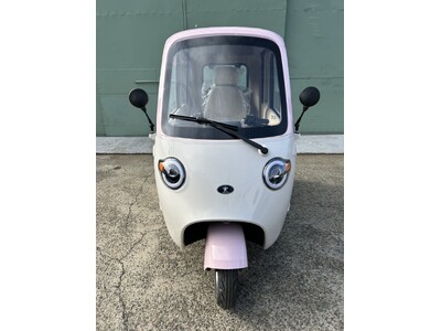 �y�r�[�N���t�@���z�l�C�O��EV�A�ucoffret�v�Ɍ���J���[2�F����