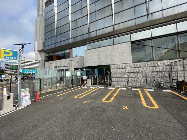 省電力精算システムとソーラー蓄電池を利用した未来型モデル駐車場をオープン