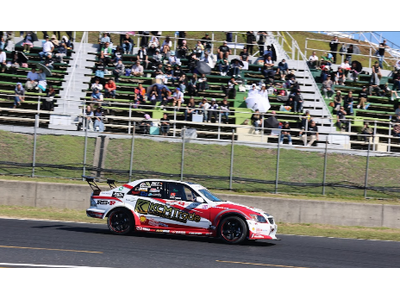 FDJ2岡山最終戦｜香港ドライバーTimmy Wooが圧巻の16強進出！日本ファンの手作りアルバムにKen Yeungが涙「クルマづくりに近道はない」