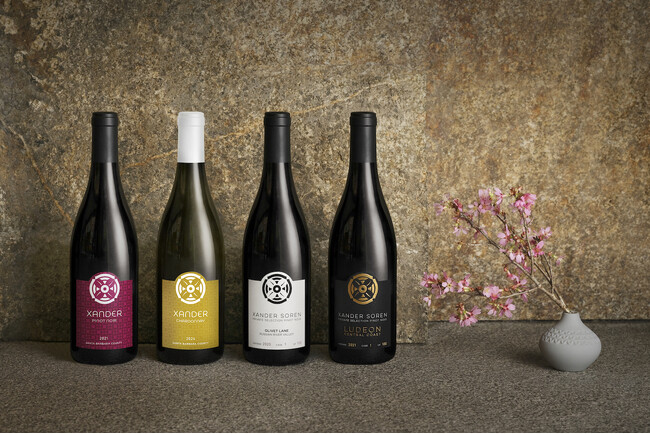 日米トップレストランで多数採用されるカリフォルニアの少量生産ワイナリー「Xander Soren Wines」から、ついに待望のシャルドネが登場。3月3日より販売開始
