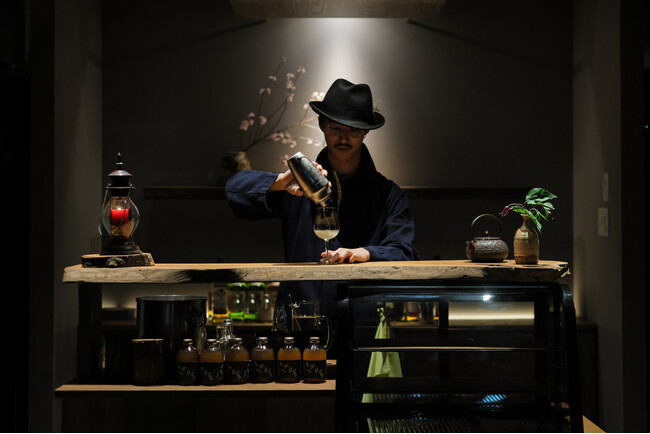 軽井沢T-SITEに夜のバー「BAR THE BASE」誕生