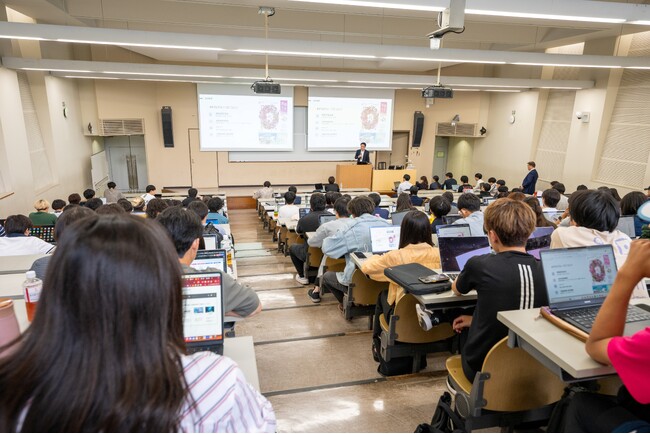 中古車流通データをテーマにした慶應義塾大学総合政策学部・環境情報学部　株式会社ユーストカードットコム寄附講座『DX時代の自動車流通論』を慶應義塾大学 湘南藤沢キャンパスで開講