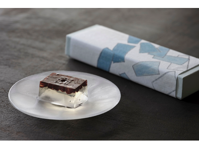 和久傳、常温で贈れる新涼菓「初氷むろ」を6月1日発売。氷室の涼を、夏の贈りものに