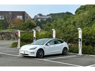 エネチェンジ、ともいきの国 伊勢忍者キングダムに6kW普通充電器を6口設置