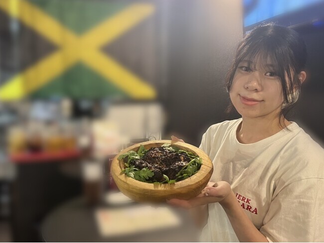 ジャマイカ台風被害を受けて――「ジャークチキンの売上の一部を寄付」国際支援団体を通じ被災地支援へ「大崎ジャークバサラ」