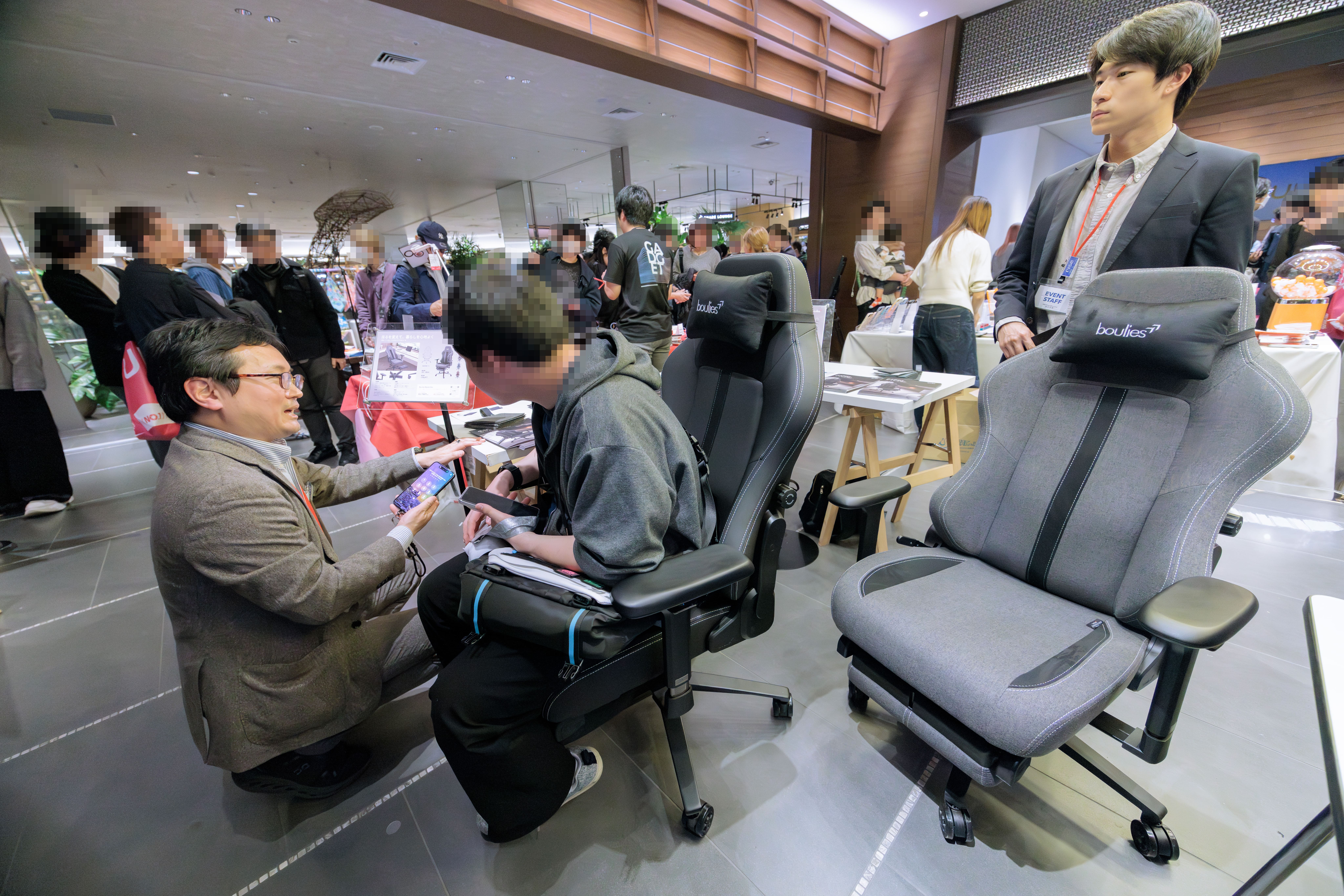 「座れば違いがわかる」–Boulies、二子玉川 蔦屋家電「ガジェット展示会 2026春」に初出展、2機種の座り比べ体験が盛況