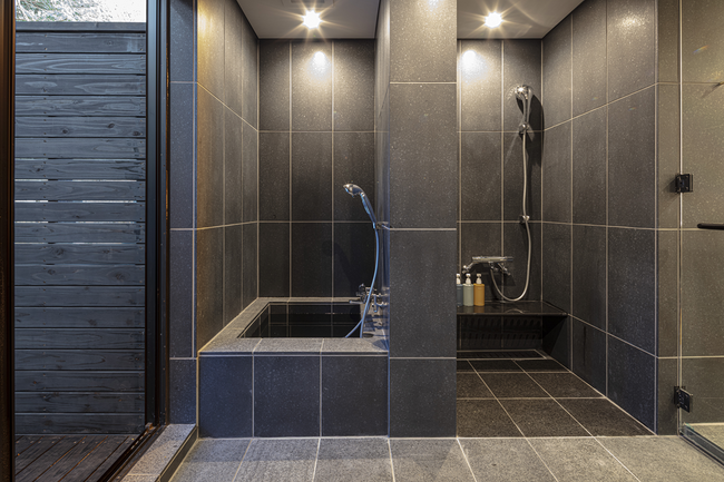 「SHIKI -HAKONE- × Waphyto」箱根の一棟貸しヴィラと植物バイオメソドロジーブランドが導く、五感を研ぎ澄ますウェルネス滞在 を提供開始。