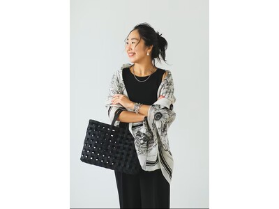 スタイリスト福田麻琴さんがミモレのためにセレクトした、「マニプリのコットンシルクストール」がミモレストア...