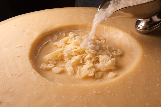 仙川がイタリアの台所に。野菜ソムリエ厳選の新鮮野菜を使った本格石窯ピッツァと生パスタ、「ボナペティート・パパ」12月9日オープン。