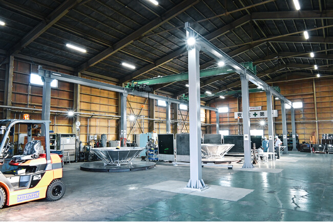 【パラボラアンテナ製造体制を確立】ミハル通信が神奈川県海老名市に「アンテナ製造工場」を新設　V2X・周波数再編に伴う置き換え需要に対応