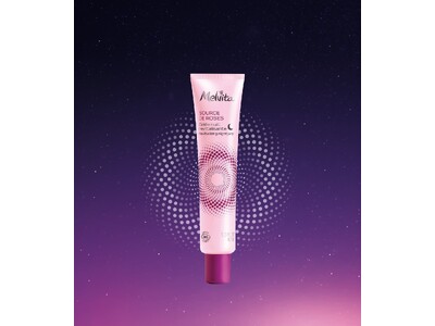 睡眠時間は美肌の夜活。ローズの恵みをたっぷり含んだ夜用ジェル保湿クリーム誕生。