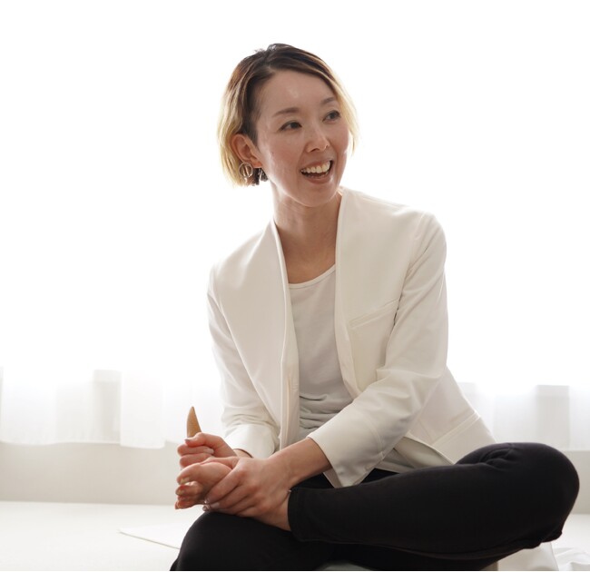 プレスリリース「病院でも治らない婦人科の悩み、放置される社会問題に一石を投じる書籍『神あしつぼ』12/24発売」のイメージ画像