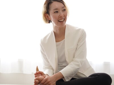 病院でも治らない婦人科の悩み、放置される社会問題に一石を投じる書籍『神あしつぼ』12/24発売