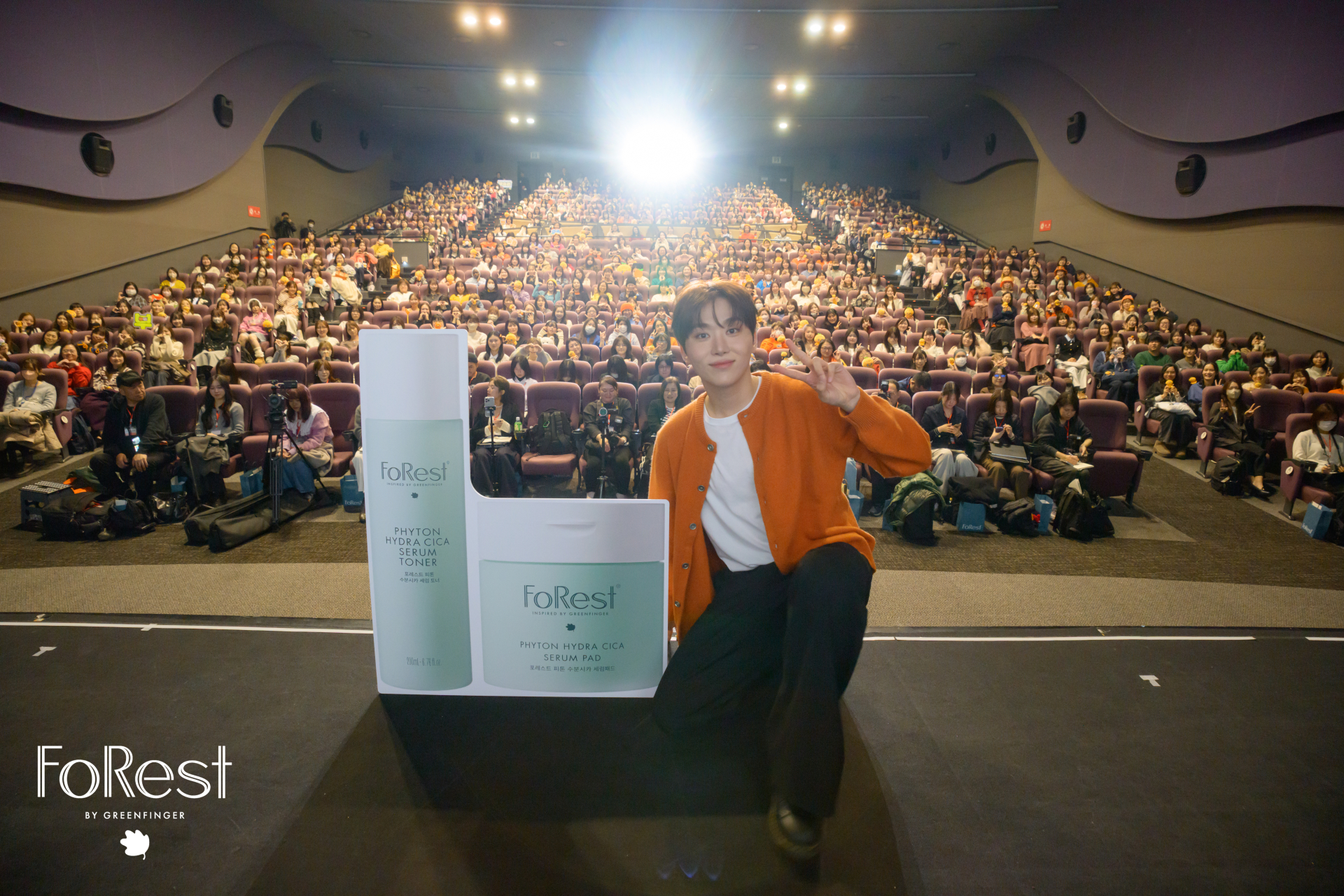 【イベントレポート】SEVENTEEN SEUNGKWANが登壇！自身のアイデアから生まれた「セラムパッド」への想いや、美容ルーティンを披露