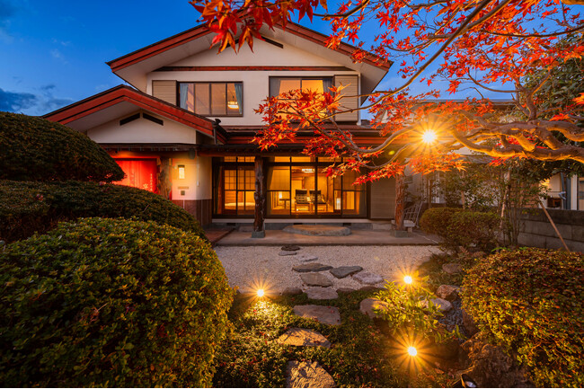 空き家を再生し、和の庭で癒す宿泊体験を。日光に新たなインバウンド対応型…