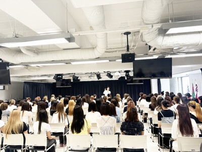 ���̈�����A�����󂷁B���C�����w�����x�@�ƘA�g���A�S�w���Ɂu�h�ƍu�K�v�����{