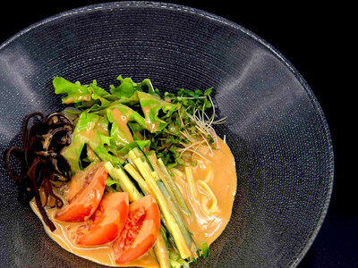 【大阪】夏にぴったり！「胡麻酢冷麺」登場～ヴィーガン・五葷抜き・グルテンフリーで身体に優しい新メニュー｜ヴィーガンラーメン専門店「MERCY Vegan Ramen」