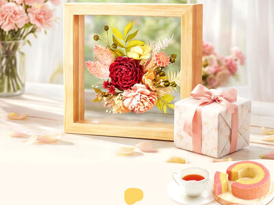 “想いを飾る”新しい母の日ギフト　フラワーフレーム『Bloom for You』新発売