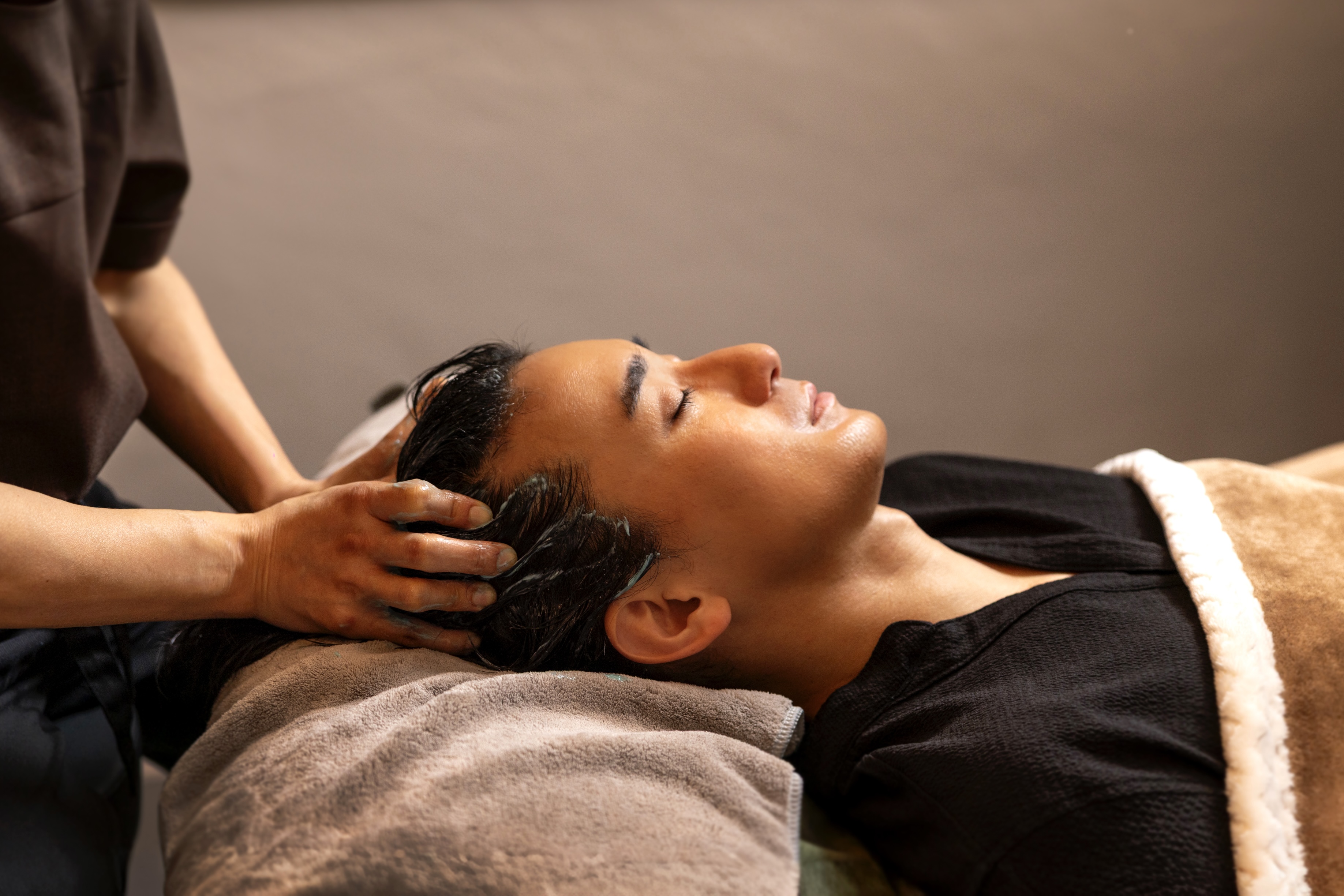 西新宿に“脳疲労ケア”特化型ドライヘッドスパサロン誕生。情報過多時代のパフォーマンス基盤を整える『La HEAD』が3/5グランドオープン