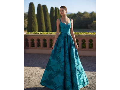 日本初となるスペインのドレスブランド ROSA CLARA（ロサ・クララ）M Collectionのドレス、ドルチェ楽器大阪店で販売開始