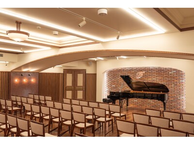 サロンホール「La Salle F」（東京・広尾）がオープン1周年記念イベント「The Piano Week with かてぃんピアノ」を開催。角野隼斗氏の「かてぃんピアノ」を展示し一般開放！