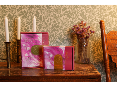 チョコレートブランド『cacaosic』から、バレンタイン限定商品『バレンタインボックス アムールロゼ/バレンタインマジック』の2種類が発売！