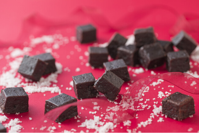 【奇跡の復活】南青山で惜しまれつつ閉店した名店「ショコラシック」の幻の味を継承。北海道旭川で『塩チョコクッキー』が待望の本格展開スタート