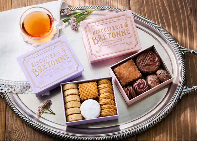 焼き菓子専門店〈 ビスキュイテリエ ブルトンヌ〉のバレンタインバレンタイン・ホワイトデー限定の可愛い2種のプティクッキー缶がリニューアルして登場