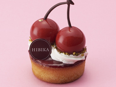 四季菓子の店HIBIK A(ひびか)は、3月1日(月)より色とりどりの“春のケーキ”を販売いたします。