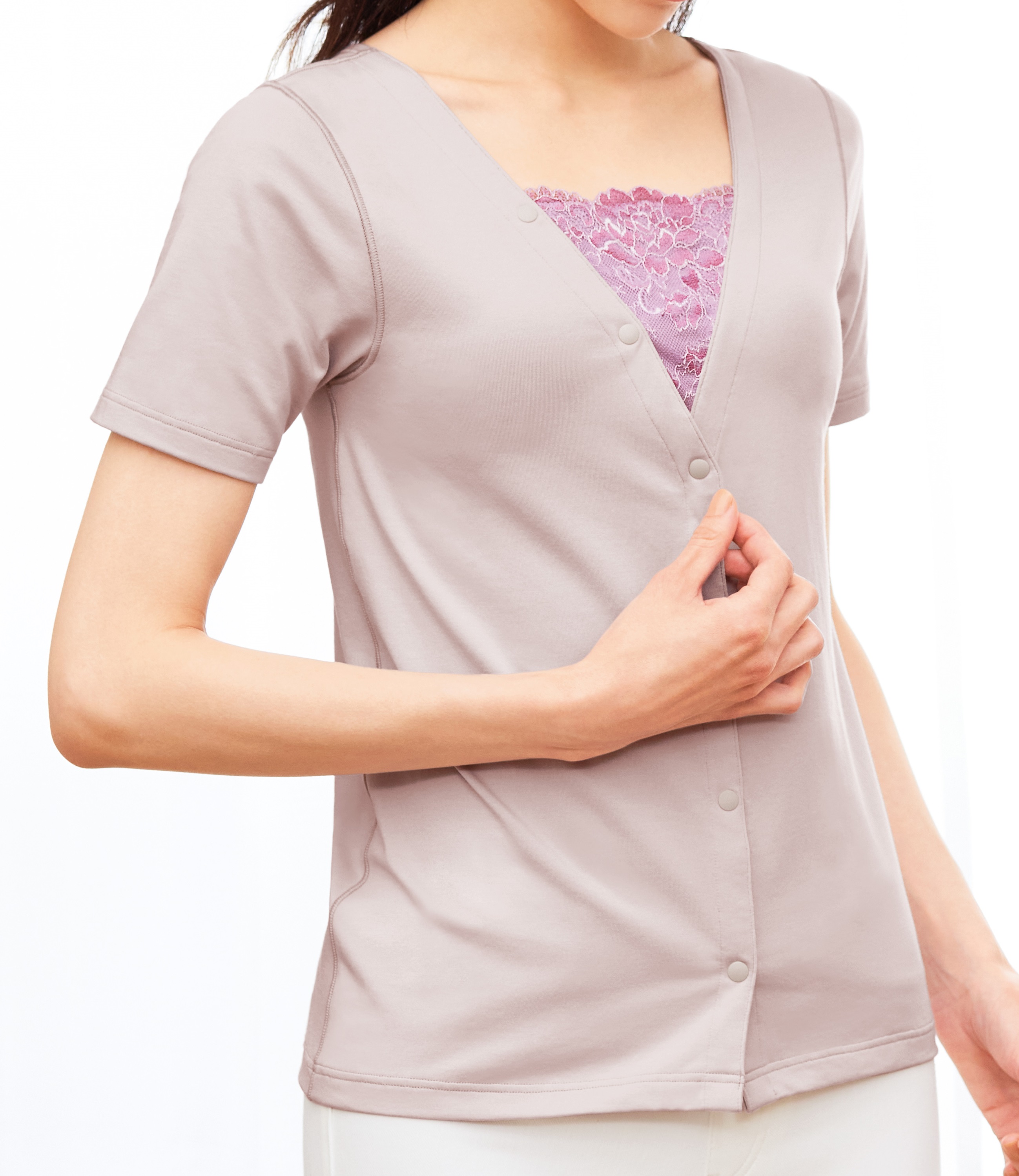 【新製品情報】3月17日 数量限定発売  「前開（まえあ）きインナー（5分袖）」