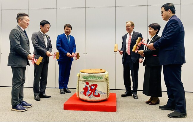 学研も認めた！生徒・先生・学校“三方よし”のベトナムの教育教材、遂に日本上陸