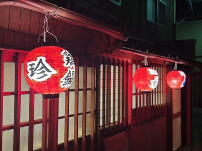 京都・宮川町に“完全紹介制”の鶏鍋珍　元イタリアンシェフが挑む「出汁まで食べる」食材廃棄ゼロ料理