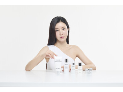 日本中を魅了した“セクシー・クイーン” アン・シネ、ビューティーCEOとして本格復帰。韓国発プレミアムスキンケア「MERBEI」日本初上陸