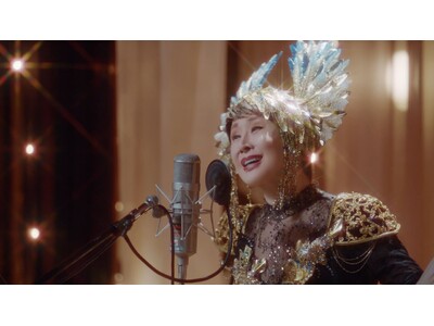 豪華アーティスト12組が「明治チョコレートのテーマ」を歌い継ぐ“Melody of meiji”大トリに小林幸子が降臨！黄金＆チョコカラーの豪華衣装でド迫力熱唱