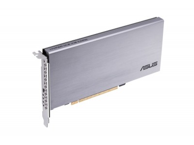 最大4台のPCIE(R) 3.0 M.2ドライブをサポートする拡張カード