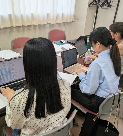 高校生が東京の東西で「まちのお宝情報」を発見・発信