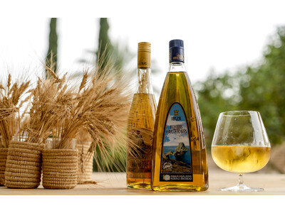 スペイン・イビサ島伝統のハーブ酒「イエバス」が「スペイン食品賞2025 最優秀スピリッツ賞（IGP部門）」を受賞