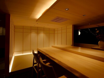 【VIP専用高級屋形船「えびす」】琴の生演奏と芸者遊びで日本の粋に浸る伝統芸能プラン＆「松茸・江戸川区産...
