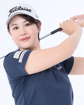 嶋貫 友紀 選手（JLPGAティーチングプロA級）とスポンサー契約を締結