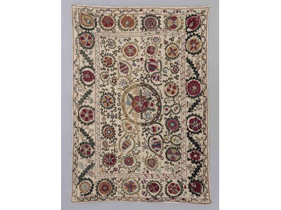 中央アジアの手仕事　―華麗なる刺繍とジュエリー広島県立美術館コレクションより―　　2026年4月11日（...