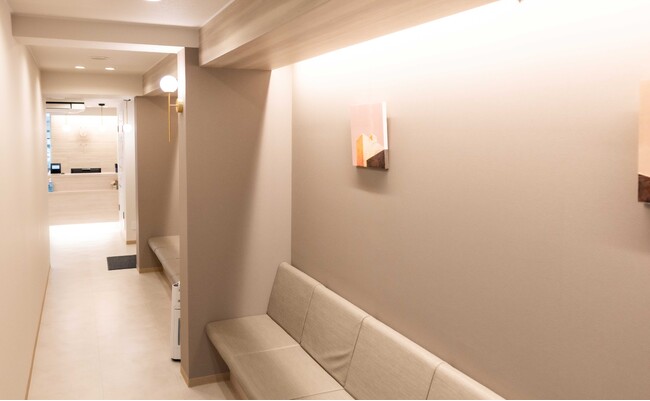 妊活から産後まで、女性の一生に寄り添う産科婦人科特化型調剤薬局「ひかり調剤薬局」が京都市伏見区に誕生