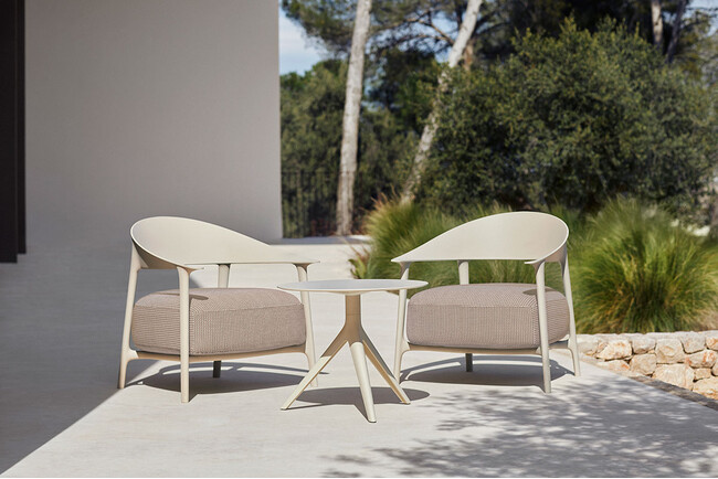 AKASE GROUP、VONDOMの2026年ミラノ新作コレクションを国内展開