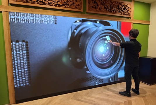 �I�[���X������ЁA163�C���`��Barco Residential�Z��pLED�E�H�[���uNT Vali�v��Z�{��AREC�ɓ���