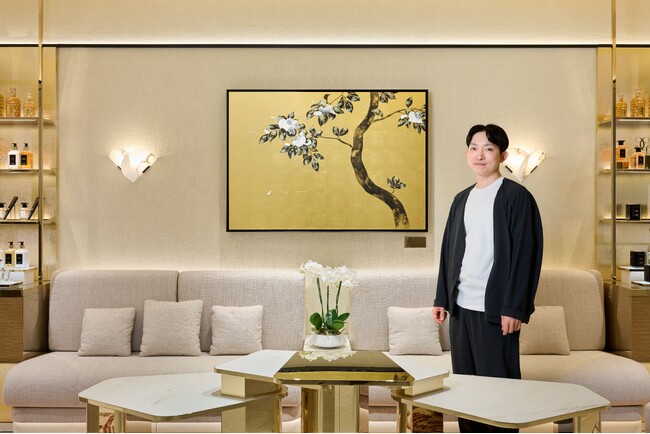 【ゲラン】新ブティック「ゲラン メゾン ド パルファン」の展示作品を手…