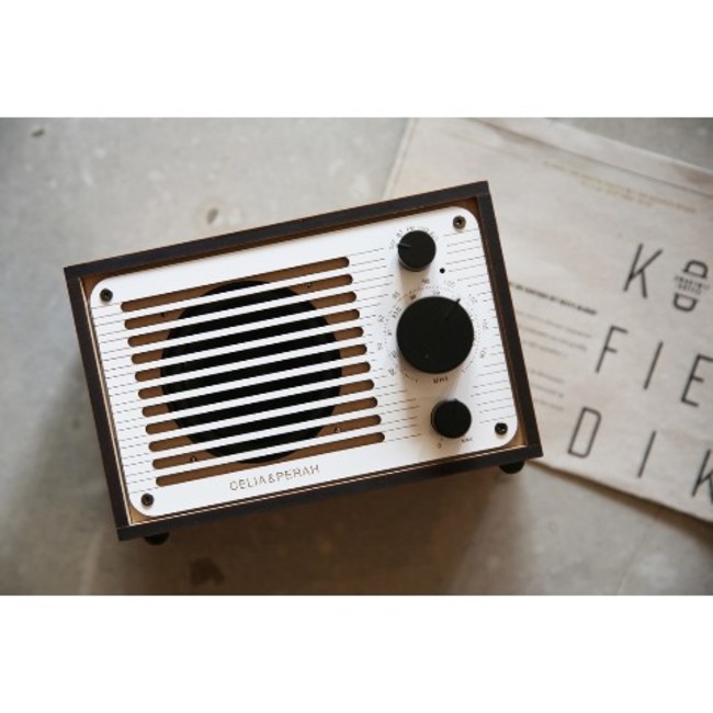 CeAƂĂœKIX^CbVȃI[fBIB@ICɓoI