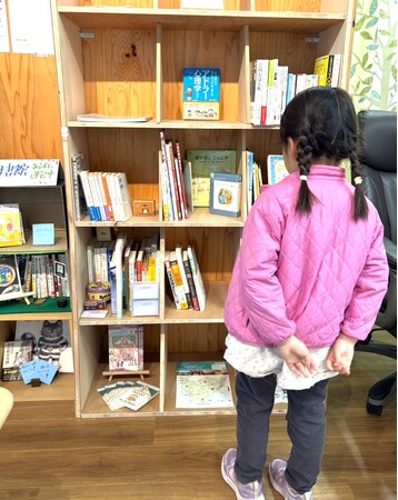 プレスリリース「【台東区・新御徒町】私設シェア図書館の名称が『つむぶん』に決定！　「本を介して人と人が出会い、つながり、みんなで紡いでつくる」」のイメージ画像