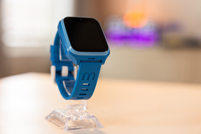 �q�ǂ��ƉƑ����Ȃ������̌����A�����Ɛg�߂ɁB�V���[�Y�Ōy�ʁE�Œ��o�b�e���[�����������V���f���umyFirst Fone M1�v�o��